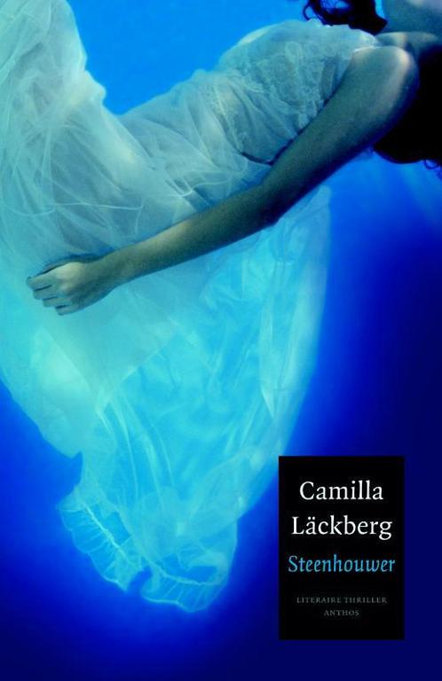 Steenhouwer van Camilla Läckberg, Boeken, Thrillers, Gelezen, Nederland, Ophalen of Verzenden