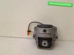 MOTORSTEUN LINKS A5 Sportback (8TA) (8R0199381C|8R0199381C), Gebruikt, Audi