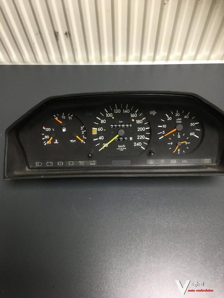 Mercedes W124  Diesel  124 542 8006  Km Tellerklok, Auto-onderdelen, Dashboard en Schakelaars, Gebruikt, Ophalen of Verzenden