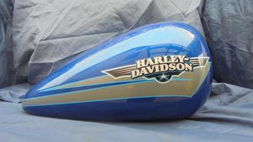 Harley Davidson 2011  benzinetank  vraagprijs 65€ beschikbaar voor biedingen