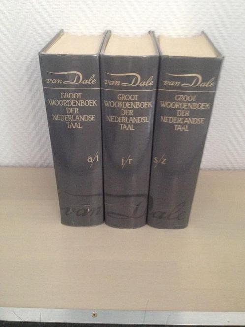 Groot Woordenboek der Nederlandse Taal - Van Dale, Boeken, Woordenboeken, Gelezen, Van Dale, Ophalen of Verzenden