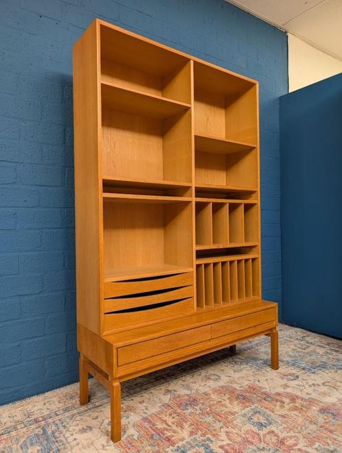 Vintage eiken boekenkast / lpkast, IKEA, jaren 60, Huis en Inrichting, Kasten | Boekenkasten, Met lade(s), Met plank(en), Eikenhout