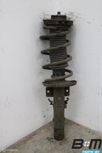 Veerpoot voorzijde kan L en R VW Polo 9N3 GTI 6Q0413031CG, Gebruikt