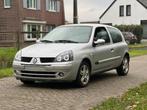 Renault Clio 1.6 16v Benzine Airco 750€ export, Auto's, Stof, Bedrijf, Euro 4, 3 deurs