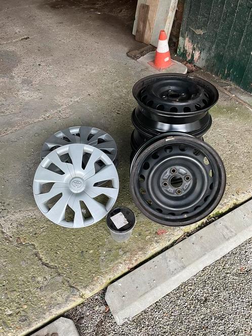 Stalen velgen 15” met wieldoppen, Auto-onderdelen, Banden en Velgen, Velg(en), 15 inch, Personenwagen, Gebruikt, Ophalen of Verzenden