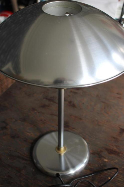 Ikea - Model B0205 - Ufo Lamp - Bauhaus Stijl - 80'S, Maison & Meubles, Lampes | Lampes de table, Comme neuf, 50 à 75 cm, Métal