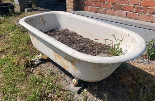 Oud gietijzeren bad op klassieke pootjes, Tuin en Terras, Regentonnen, Gebruikt, Ophalen