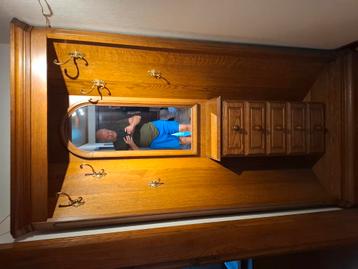 2 kasten en 1 commode beschikbaar voor biedingen
