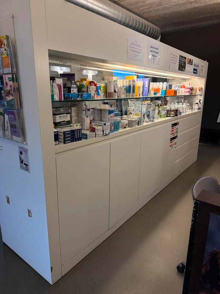 Winkelkast, Zakelijke goederen, Kantoor en Winkelinrichting | Winkel en Inventaris, Ophalen