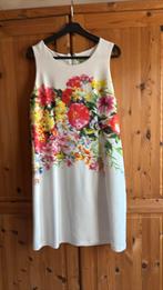K-design xl wit bloem, Kleding | Dames, Jurken, Ophalen of Verzenden, Zo goed als nieuw, Wit