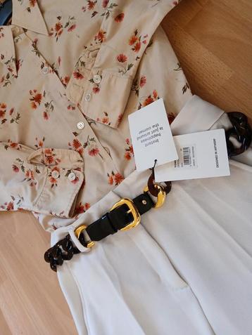 Nieuwe broek CKS + riem + blouse beschikbaar voor biedingen