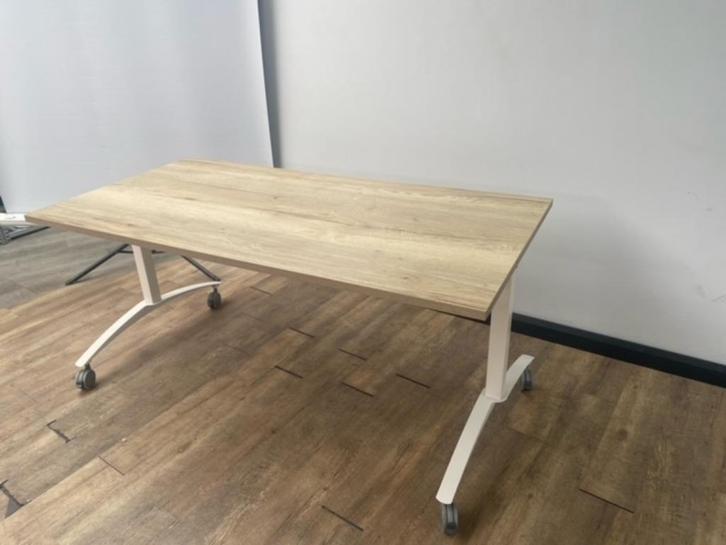 Verrijdbare/inklapbare tafel (wit), Antiek en Kunst, Antiek | Meubels | Tafels, Ophalen of Verzenden