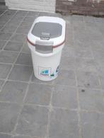 Bak voor hondenvoer, Ophalen