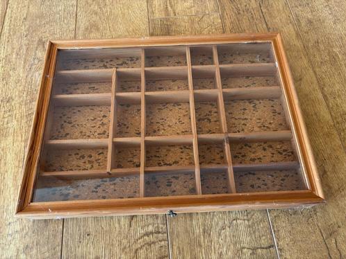 Boite en bois pour miniatures, Huis en Inrichting, Woonaccessoires | Overige, Zo goed als nieuw, Ophalen