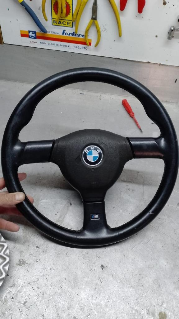 Volant Redessiné En Cuir/Alcantara Pour BMW Série 5 E34 - Marque Autofun-Extreme - Neuf