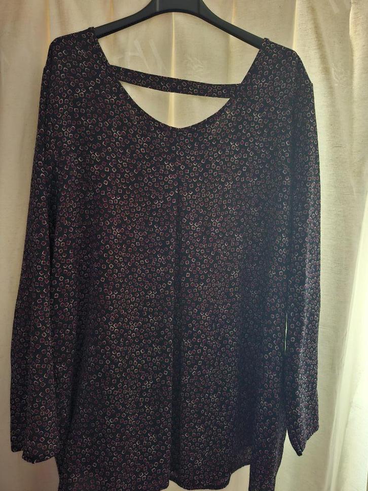 Blouse Paprika : taille 4 ou taille 50, Vêtements | Femmes, Grandes tailles, Comme neuf, Chemisier ou Tunique, Enlèvement ou Envoi