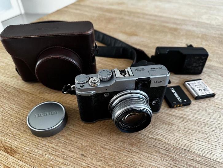 Fujifilm X20 compact camera zilver, Audio, Tv en Foto, Fotocamera's Digitaal, Zo goed als nieuw, Compact, Fuji, 4 t/m 7 keer, Ophalen