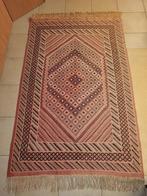 Handgemaakt Tunesisch vloerkleed 240cm/155cm, Ophalen, Gebruikt, Overige kleuren, 150 tot 200 cm