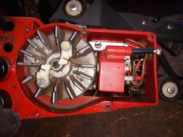 je cherche BOBINE d'allumage - tronçonneuse OLEO MAC 935 DX beschikbaar voor biedingen