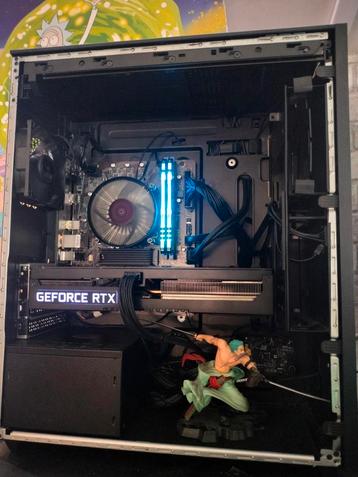 Gaming pc beschikbaar voor biedingen