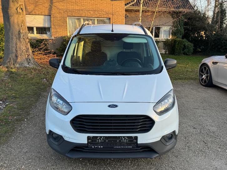 Ford Courier 1,5 D/101 ch/138 000 km/Euro 6d, Autos, Ford, Particulier, Achat, Transit, Bluetooth, Diesel, Euro 6, Autre carrosserie