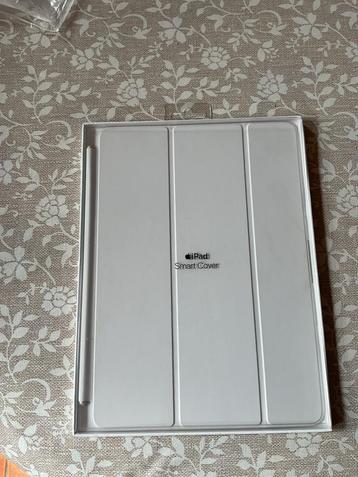 Apple smartcase wit  beschikbaar voor biedingen