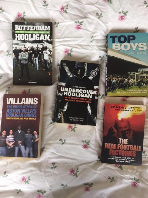 5 hooligan boeken, Livres, Livres de sport, Enlèvement ou Envoi