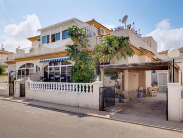 Charmante maison en duplex sur le boulevard Playa Flamenca L