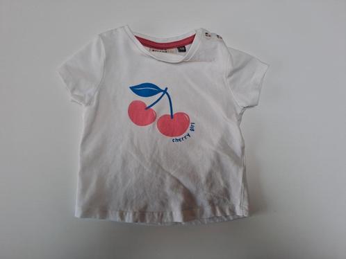 Mt 68 Witte T-shirt met glinsterende kersen 'cherry girl', Kinderen en Baby's, Babykleding | Maat 68, Zo goed als nieuw, Meisje