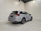 Toyota Auris Touring Sport 1.8 Hybrid Autom. - Airco - Tops, Auto's, Toyota, 4 deurs, 0 min, 0 kg, https://public.car-pass.be/vhr/6c3331ce-edd4-4e1c-a09a-54e26c39b4f0