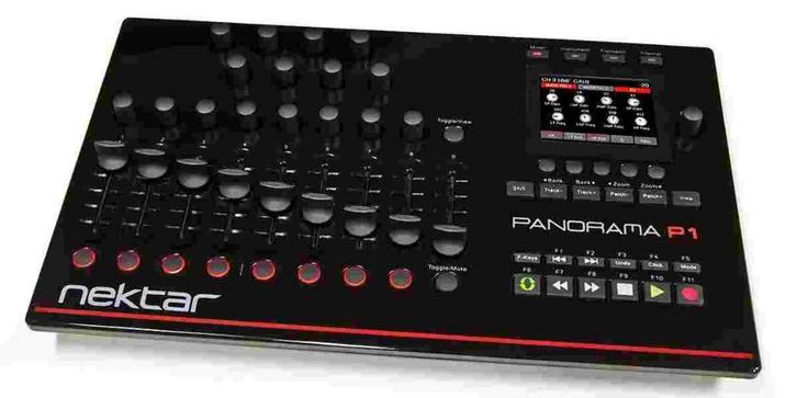 panorama midi controller nektar P1, Muziek en Instrumenten, Midi-apparatuur, Ophalen of Verzenden