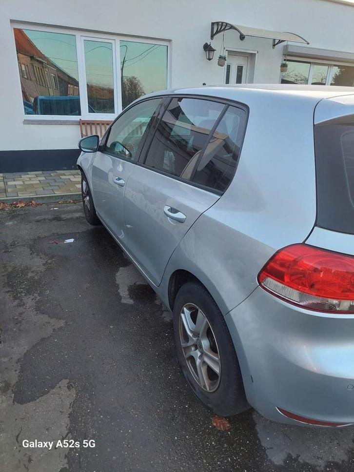 VW Golf 6 onderdelen – motor goed – ongeval, Auto's, Volkswagen, Particulier, Golf, Diesel, Euro 5, 5 deurs, Handgeschakeld, Zilver of Grijs