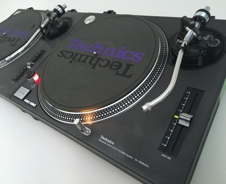 Technics SL-1210 1200 mk2 mk3 zwart Pro DJ platenspeler 1of2, Audio, Tv en Foto, Platenspelers, Refurbished, Platenspeler, Technics