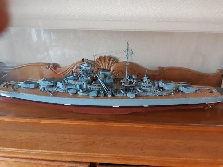 Maquette du Bismarck, Hobby en Vrije tijd, Modelbouw | Boten en Schepen, Zo goed als nieuw, Ophalen