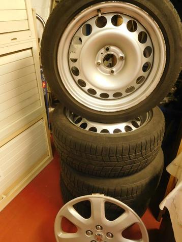 WINTERBANDEN OP VELG - 215/50 R17  beschikbaar voor biedingen