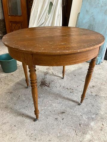 Mooie verijdbare bijzettafel doorsnede  88 cm, Antiek en Kunst, Ophalen