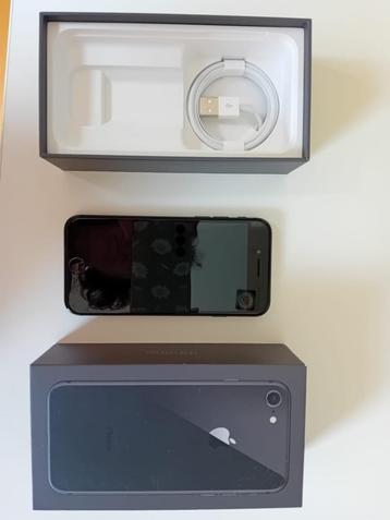 iPhone 8 in nieuwstaat beschikbaar voor biedingen