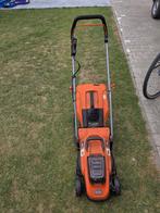 Grasmaaier Black & Decker, Ophalen, Cirkelmaaier, Accu-grasmaaier, Opvangbak