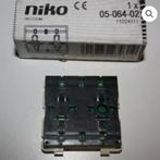 GEZOCHT : Niko busdrukknoppen (2 of 4 bedieningsknoppen), Ophalen of Verzenden, Gebruikt, Schakelaar