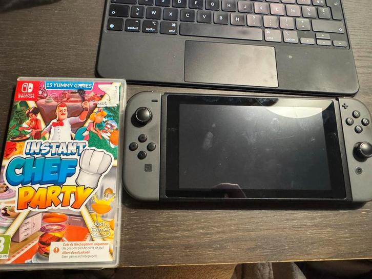 Nintendo Switch avec jeu, Consoles de jeu & Jeux vidéo, Jeux | Nintendo Switch, Comme neuf, Enlèvement ou Envoi