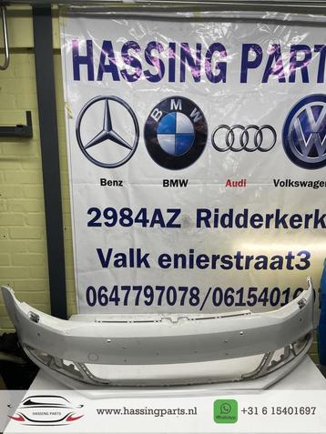 Volkswagen Jetta Voorbumper met PDC beschikbaar voor biedingen