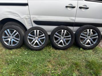 Originele VW 16 inch velgen met banden beschikbaar voor biedingen
