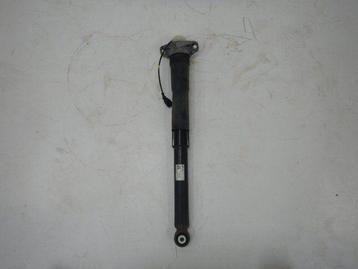 VW Polo 2G GTI Schokdemper Veerpoot Links / Rechts DCC Set 2 beschikbaar voor biedingen