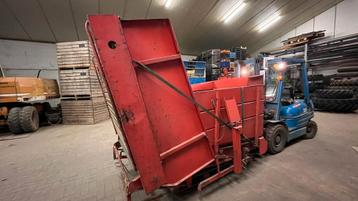 Grimme, aardappel rooier. losbunker beschikbaar voor biedingen