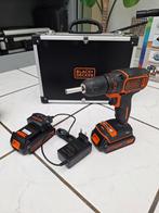 Boormachine met toebehoren, Doe-het-zelf en Bouw, Gereedschap | Boormachines, Ophalen, Zo goed als nieuw, Boormachine