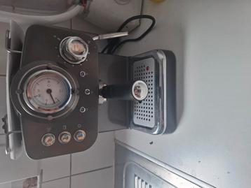 Koffie - espresso machine  beschikbaar voor biedingen