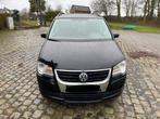 VW Touran 1900tdi 105ch 6vit mod 2009 Airconditioning en GPS, Auto's, Voorwielaandrijving, 4 cilinders, Zwart, Bedrijf