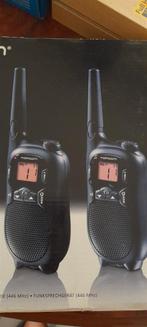 Paar walkietalkies van 10 km nieuw, nog onder de doos, Ophalen of Verzenden, Zo goed als nieuw