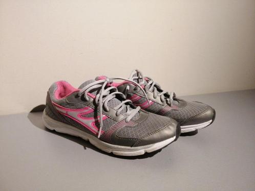 Grijs roze loopschoenen, sneakers maat 41, Kleding | Dames, Schoenen, Gedragen, Sportschoenen, Grijs, Ophalen of Verzenden