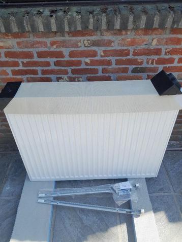 d-radiator uni.8 33-H700-L900 2452W type 33 NIEUW beschikbaar voor biedingen
